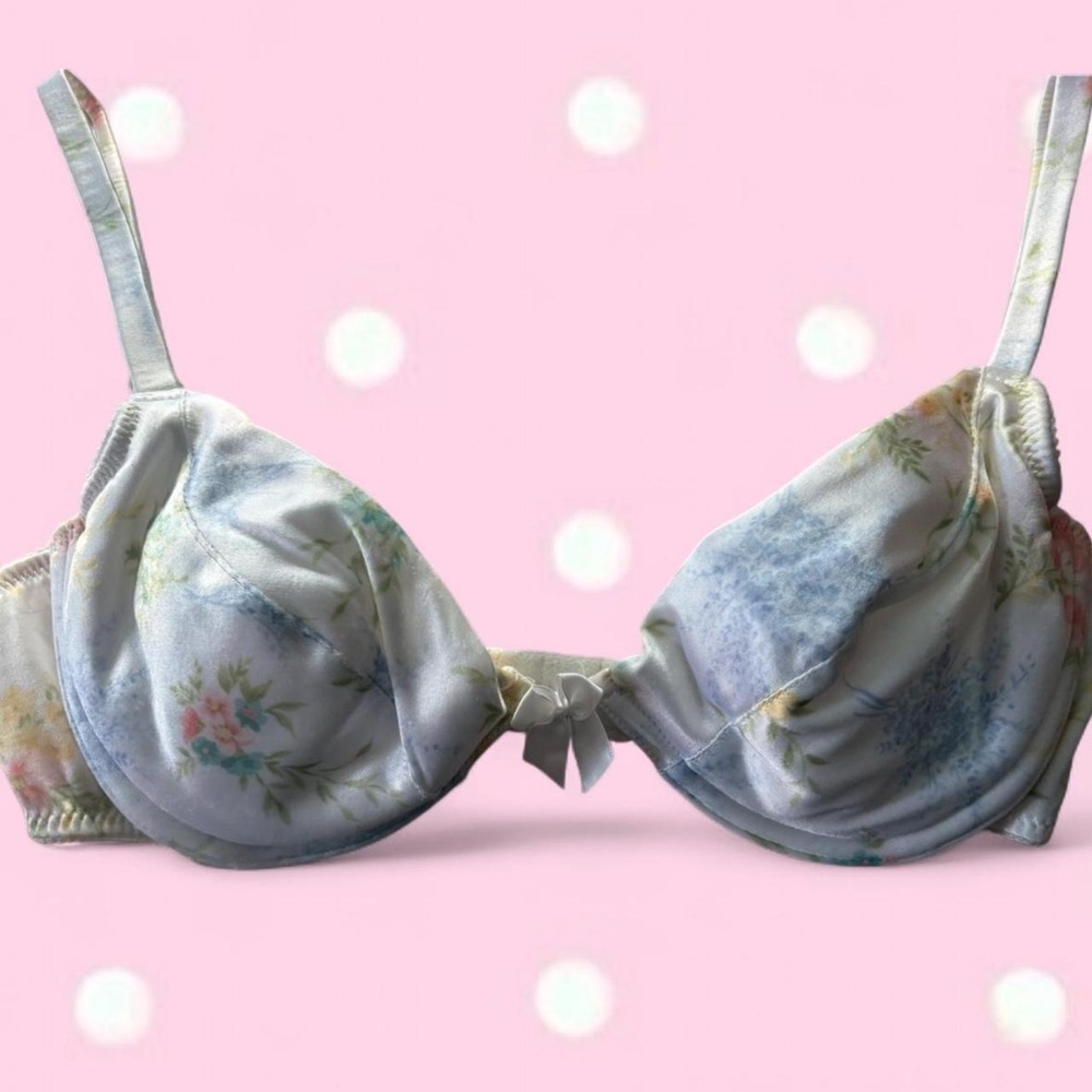 🪻Coquette Vintage Y2K Victoria's Secret Rare Satin Floral bra🪻 - Picture 2 of 7